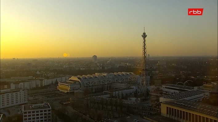 Archived image Webcam Theodor-Heuss-Platz in Berlin