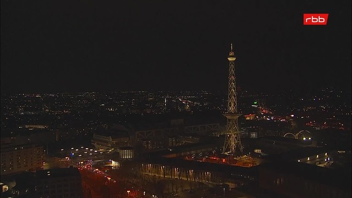 Archiv Foto Webcam Berlin: Theodor-Heuss-Platz am Funkhaus