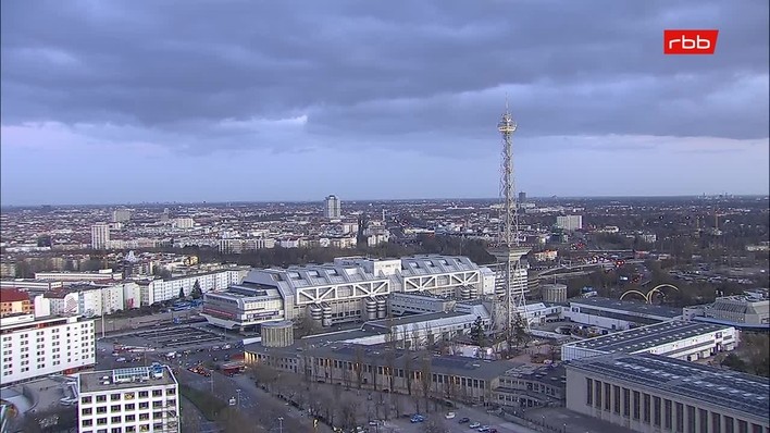 Archiv Foto Webcam Berlin: Theodor-Heuss-Platz am Funkhaus