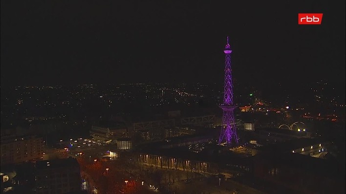 Archiv Foto Webcam Berlin: Theodor-Heuss-Platz am Funkhaus