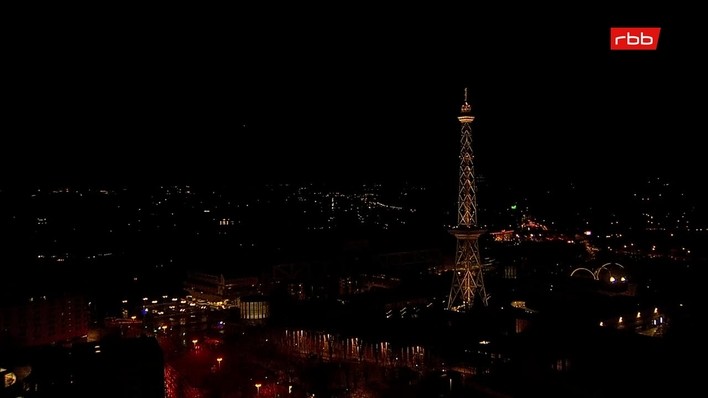 Archived image Webcam Theodor-Heuss-Platz in Berlin