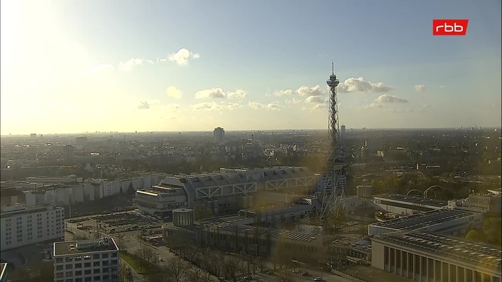 Archiv Foto Webcam Berlin: Theodor-Heuss-Platz am Funkhaus