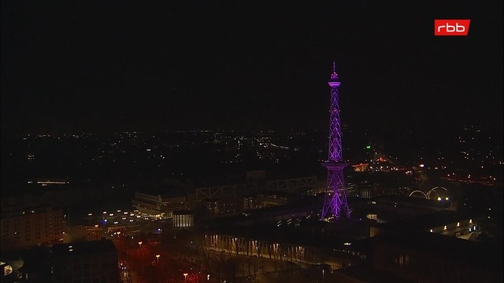 Archived image Webcam Theodor-Heuss-Platz in Berlin