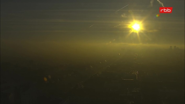 Archiv Foto Webcam Berlin: Theodor-Heuss-Platz am Funkhaus