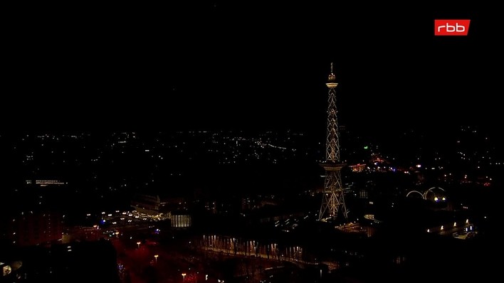 Archived image Webcam Theodor-Heuss-Platz in Berlin