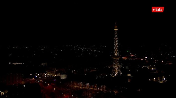 Archived image Webcam Theodor-Heuss-Platz in Berlin