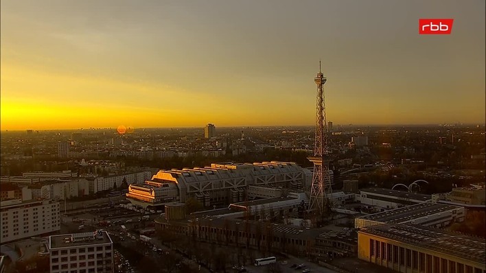 Archived image Webcam Theodor-Heuss-Platz in Berlin