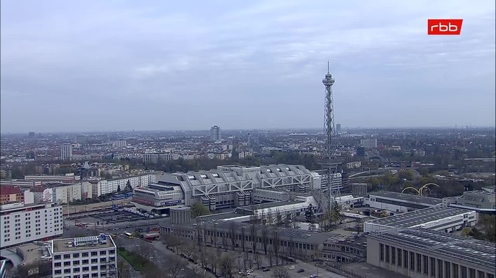 Archiv Foto Webcam Berlin: Theodor-Heuss-Platz am Funkhaus