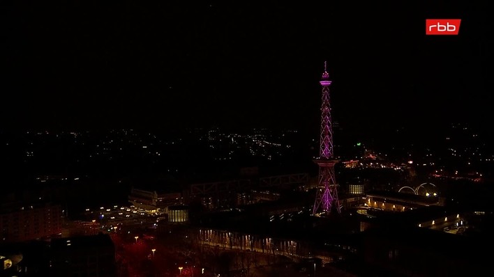 Archived image Webcam Theodor-Heuss-Platz in Berlin