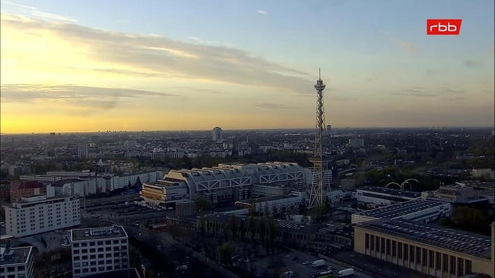 Archived image Webcam Theodor-Heuss-Platz in Berlin