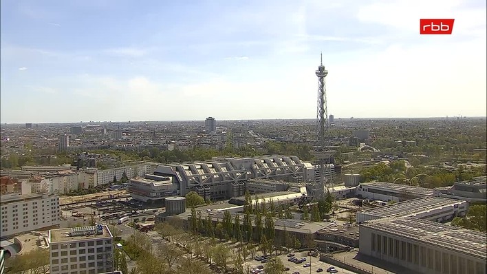 Archiv Foto Webcam Berlin: Theodor-Heuss-Platz am Funkhaus