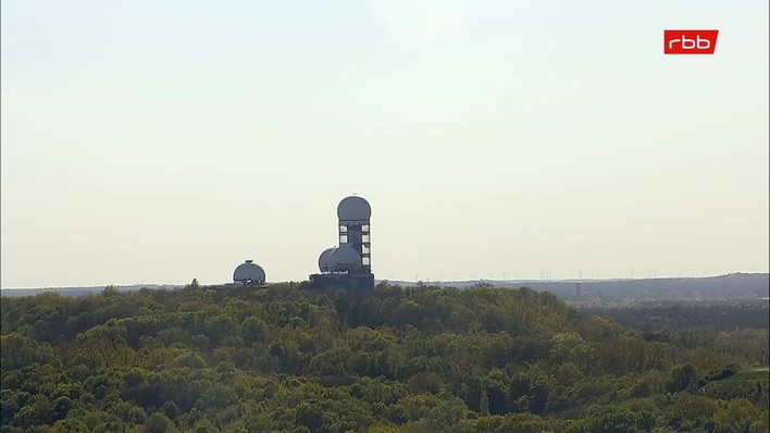 Archiv Foto Webcam Berlin: Theodor-Heuss-Platz am Funkhaus