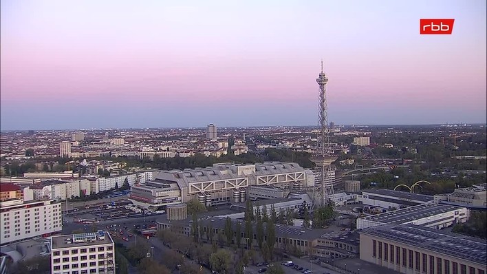 Archiv Foto Webcam Berlin: Theodor-Heuss-Platz am Funkhaus