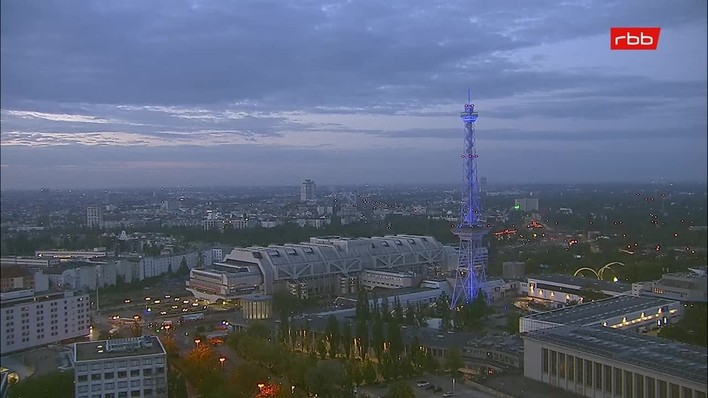 Archiv Foto Webcam Berlin: Theodor-Heuss-Platz am Funkhaus