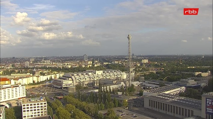 Archiv Foto Webcam Berlin: Theodor-Heuss-Platz am Funkhaus