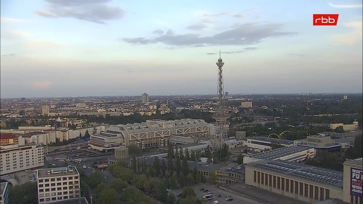 Archiv Foto Webcam Berlin: Theodor-Heuss-Platz am Funkhaus