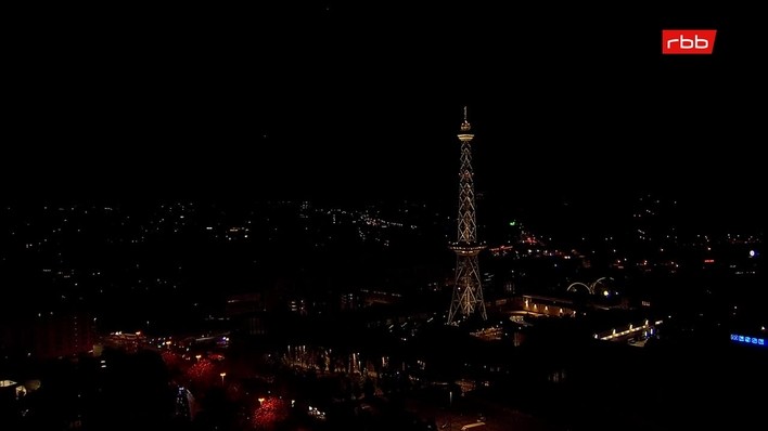 Archived image Webcam Theodor-Heuss-Platz in Berlin