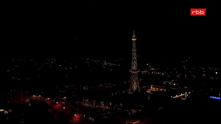 Archived image Webcam Theodor-Heuss-Platz in Berlin