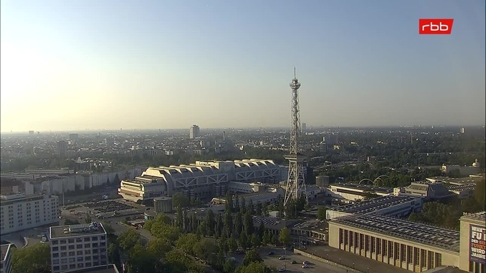 Archived image Webcam Theodor-Heuss-Platz in Berlin
