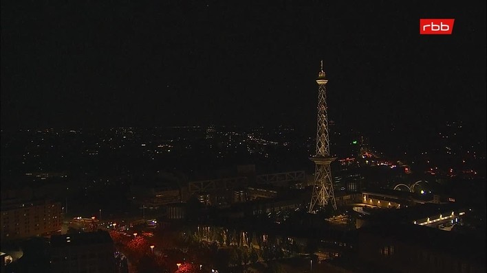 Archived image Webcam Theodor-Heuss-Platz in Berlin