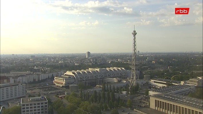 Archived image Webcam Theodor-Heuss-Platz in Berlin