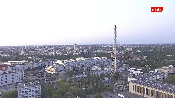 Archiv Foto Webcam Berlin: Theodor-Heuss-Platz am Funkhaus
