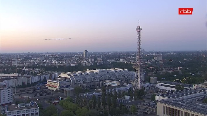 Archiv Foto Webcam Berlin: Theodor-Heuss-Platz am Funkhaus