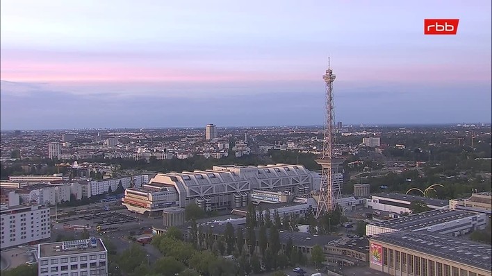 Archived image Webcam Theodor-Heuss-Platz in Berlin