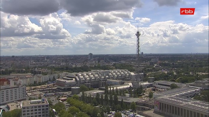 Archiv Foto Webcam Berlin: Theodor-Heuss-Platz am Funkhaus