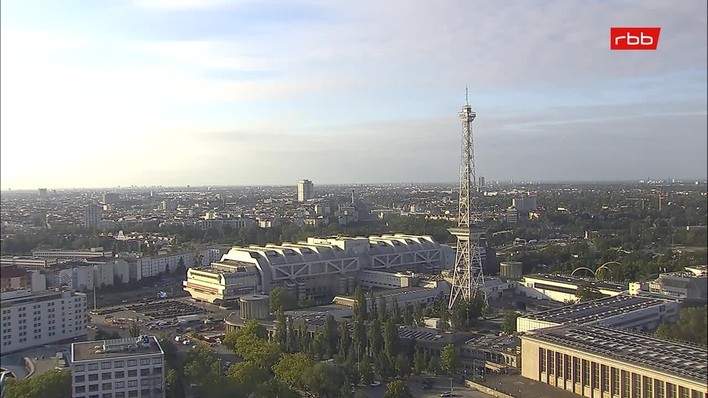 Archiv Foto Webcam Berlin: Theodor-Heuss-Platz am Funkhaus