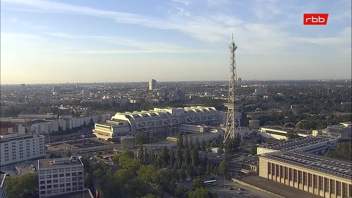 Archiv Foto Webcam Berlin: Theodor-Heuss-Platz am Funkhaus