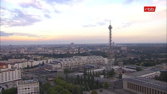 Archived image Webcam Theodor-Heuss-Platz in Berlin