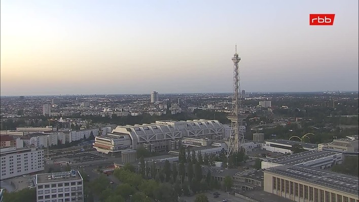 Archiv Foto Webcam Berlin: Theodor-Heuss-Platz am Funkhaus