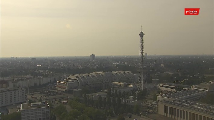 Archiv Foto Webcam Berlin: Theodor-Heuss-Platz am Funkhaus