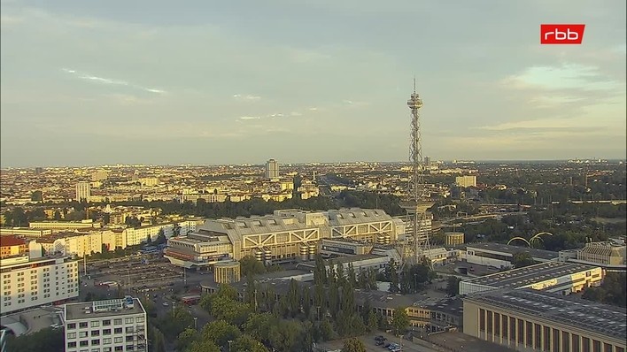 Archiv Foto Webcam Berlin: Theodor-Heuss-Platz am Funkhaus