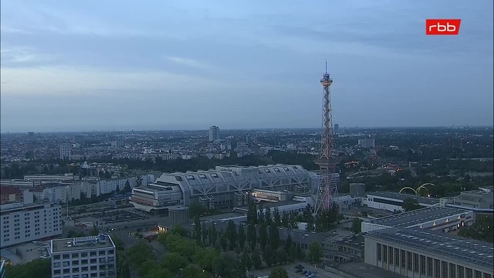 Archiv Foto Webcam Berlin: Theodor-Heuss-Platz am Funkhaus