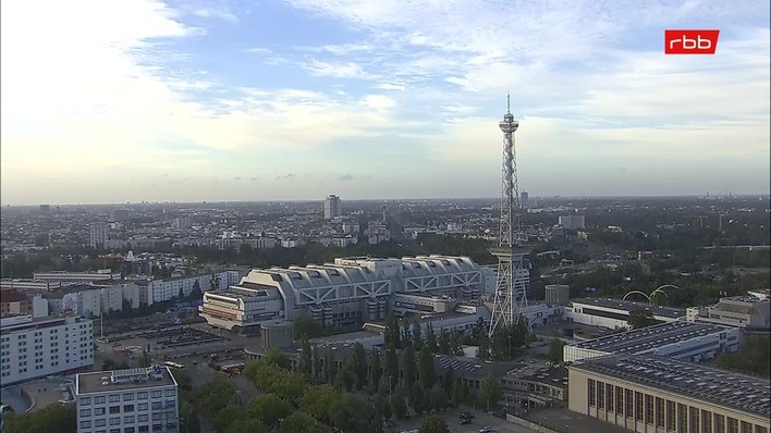 Archiv Foto Webcam Berlin: Theodor-Heuss-Platz am Funkhaus