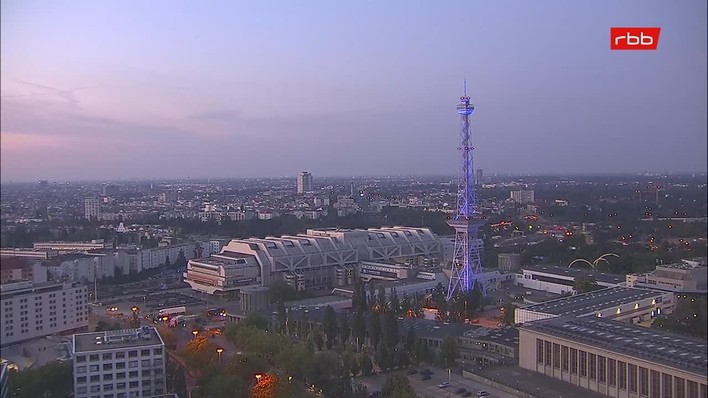 Archiv Foto Webcam Berlin: Theodor-Heuss-Platz am Funkhaus