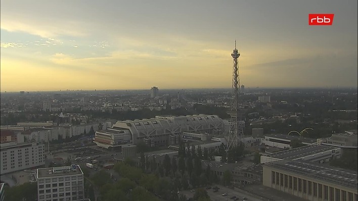 Archiv Foto Webcam Berlin: Theodor-Heuss-Platz am Funkhaus
