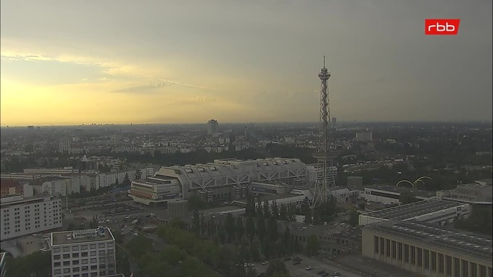 Archiv Foto Webcam Berlin: Theodor-Heuss-Platz am Funkhaus