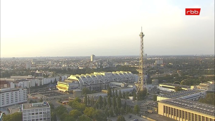 Archiv Foto Webcam Berlin: Theodor-Heuss-Platz am Funkhaus