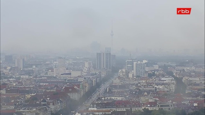 Archiv Foto Webcam Berlin: Theodor-Heuss-Platz am Funkhaus