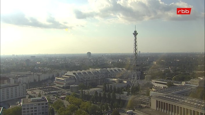 Archiv Foto Webcam Berlin: Theodor-Heuss-Platz am Funkhaus