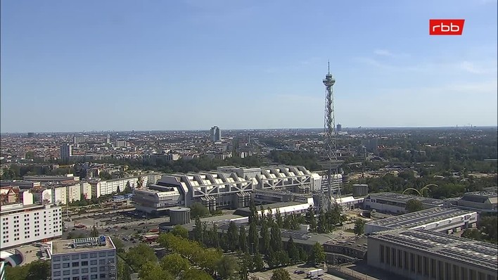 Archiv Foto Webcam Berlin: Theodor-Heuss-Platz am Funkhaus