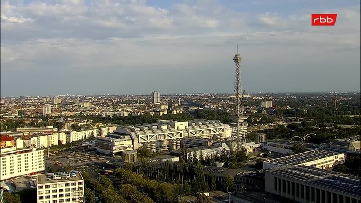 Archiv Foto Webcam Berlin: Theodor-Heuss-Platz am Funkhaus