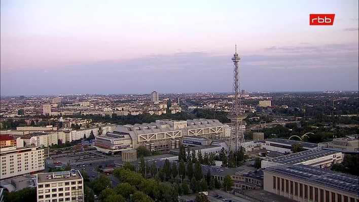 Archiv Foto Webcam Berlin: Theodor-Heuss-Platz am Funkhaus