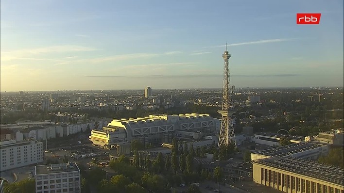 Archiv Foto Webcam Berlin: Theodor-Heuss-Platz am Funkhaus