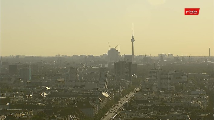 Archiv Foto Webcam Berlin: Theodor-Heuss-Platz am Funkhaus