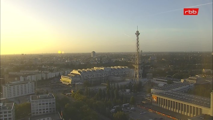 Archiv Foto Webcam Berlin: Theodor-Heuss-Platz am Funkhaus