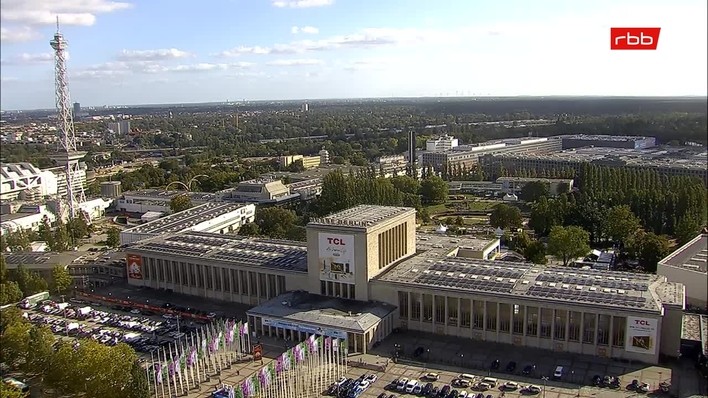 Archiv Foto Webcam Berlin: Theodor-Heuss-Platz am Funkhaus